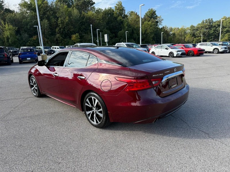 Nissan Maxima Vehicle Image 04