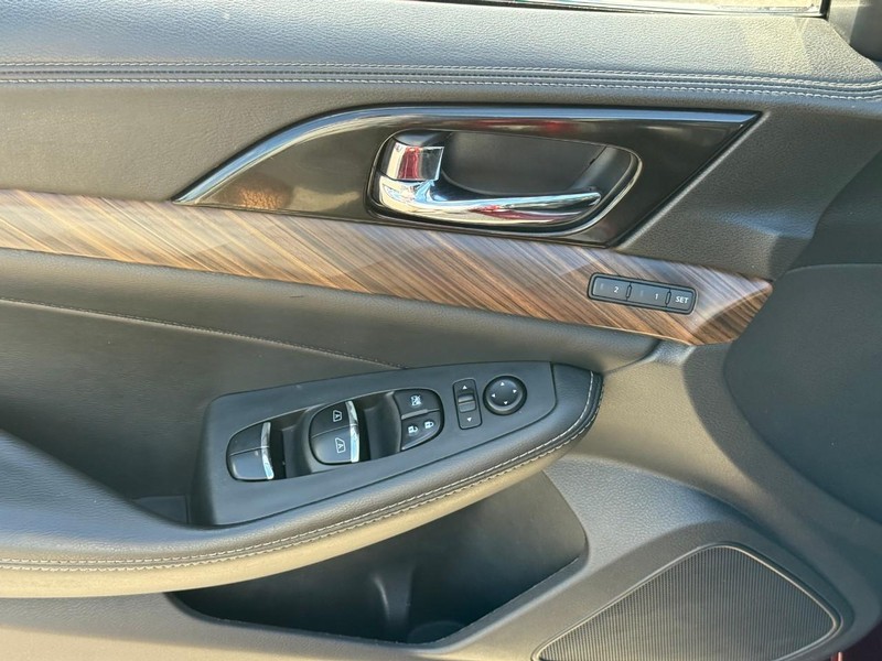 Nissan Maxima Vehicle Image 20