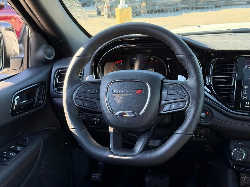 Dodge Durango Vehicle Full-screen Gallery Image 8
