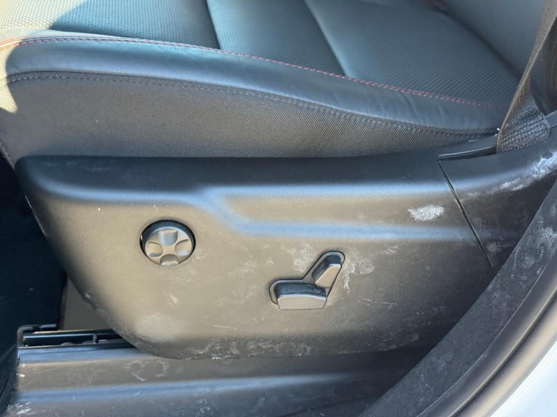 Dodge Durango Vehicle Full-screen Gallery Image 14