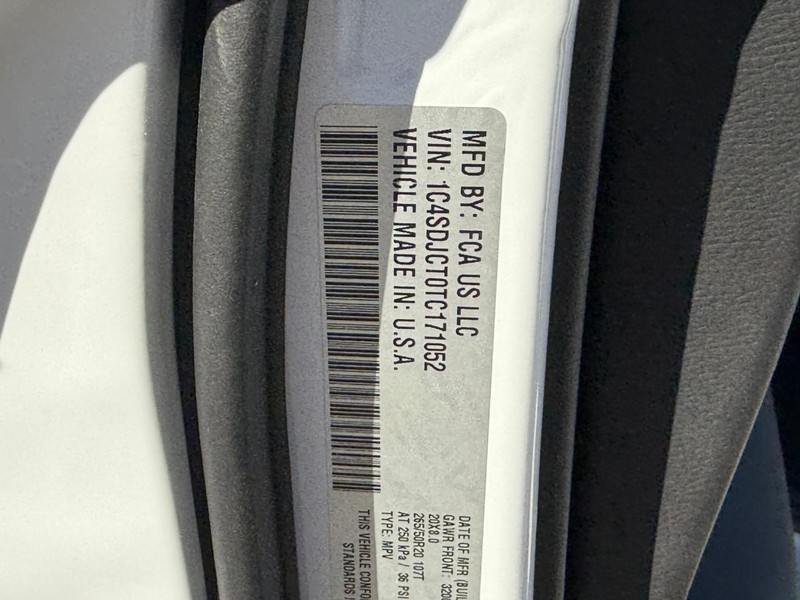 Dodge Durango Vehicle Full-screen Gallery Image 20