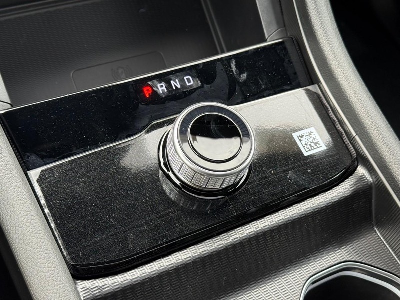 Jeep Grand Cherokee Vehicle Image 19