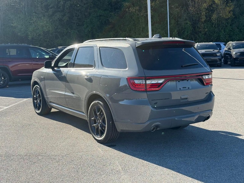 Dodge Durango Vehicle Full-screen Gallery Image 3