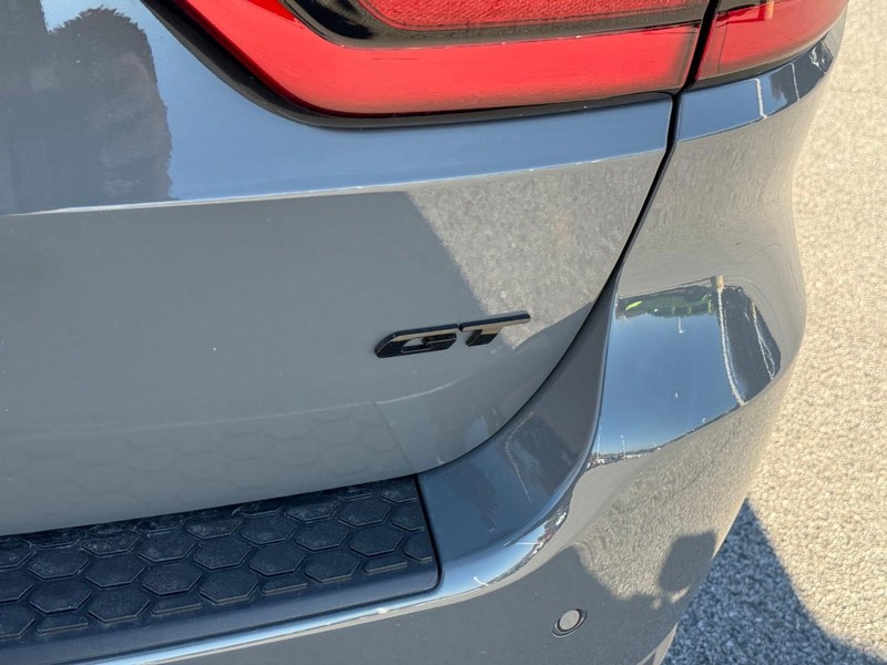 Dodge Durango Vehicle Full-screen Gallery Image 5