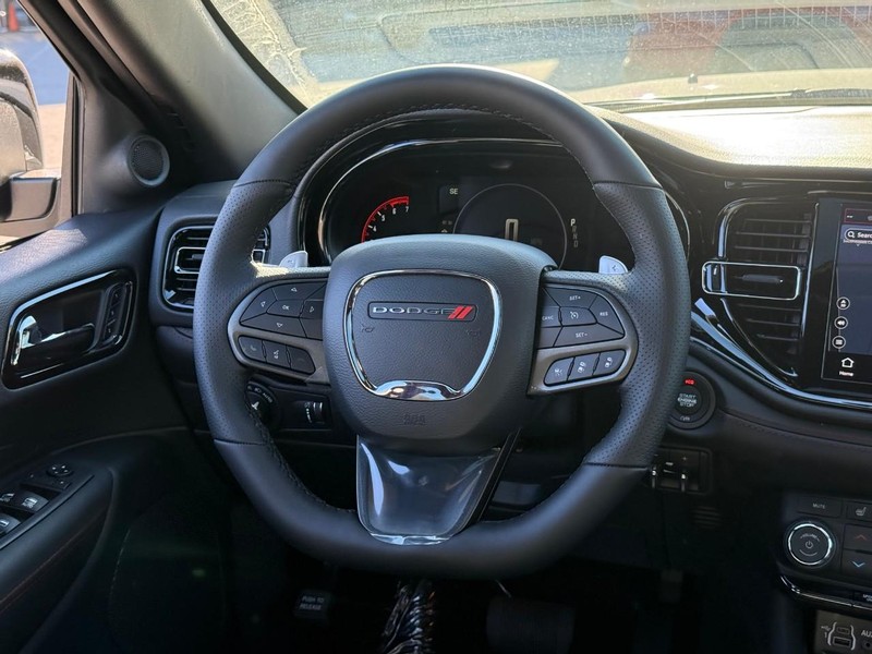 Dodge Durango Vehicle Full-screen Gallery Image 8