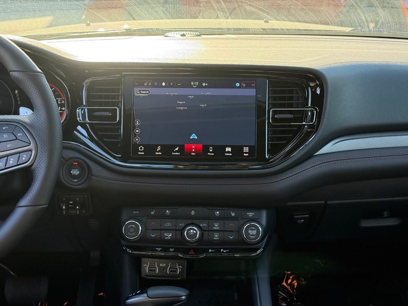 Dodge Durango Vehicle Full-screen Gallery Image 9