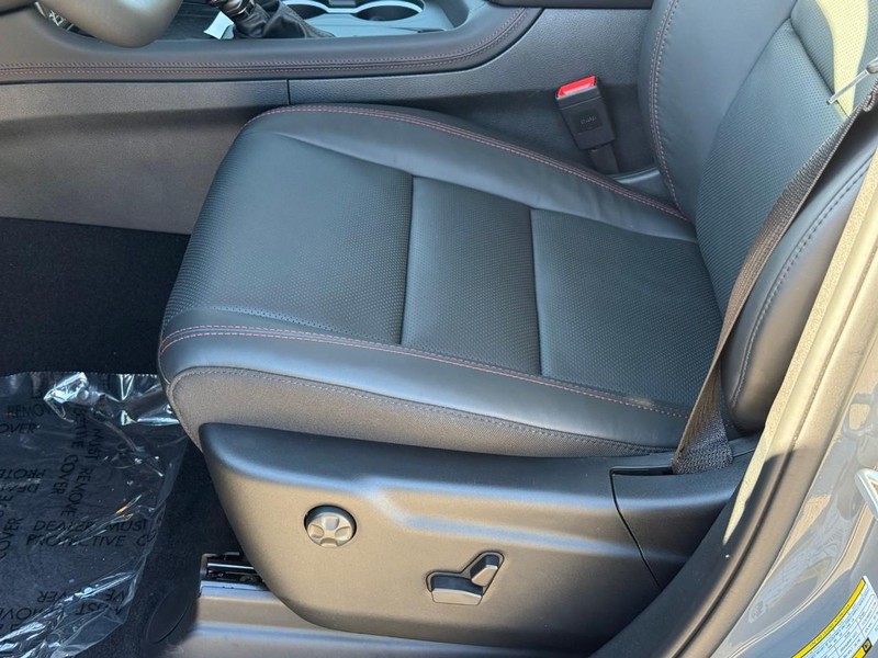 Dodge Durango Vehicle Full-screen Gallery Image 13