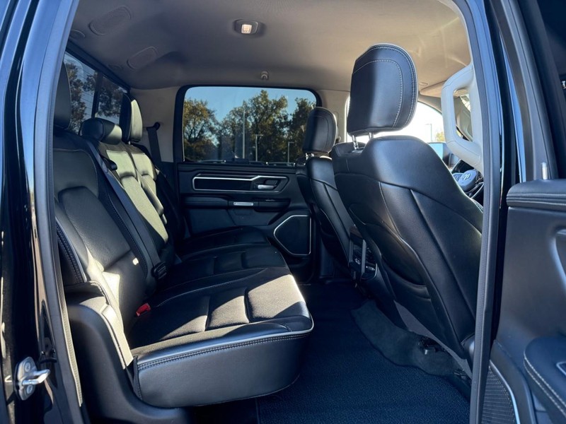 Ram 1500 Vehicle Image 13