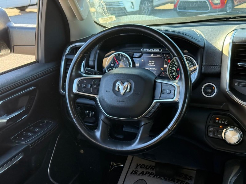 Ram 1500 Vehicle Image 15
