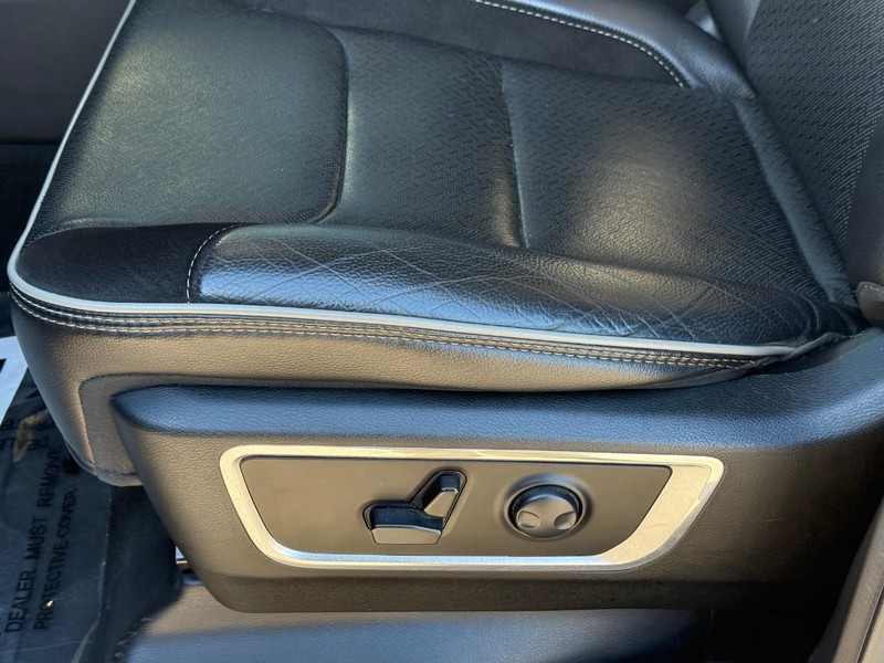 Ram 1500 Vehicle Image 21