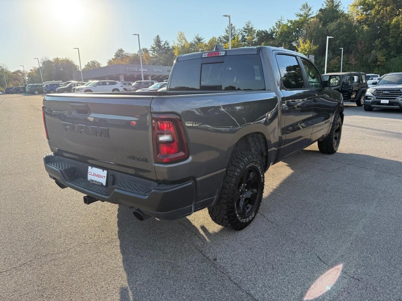 Ram 1500 Vehicle Image 11