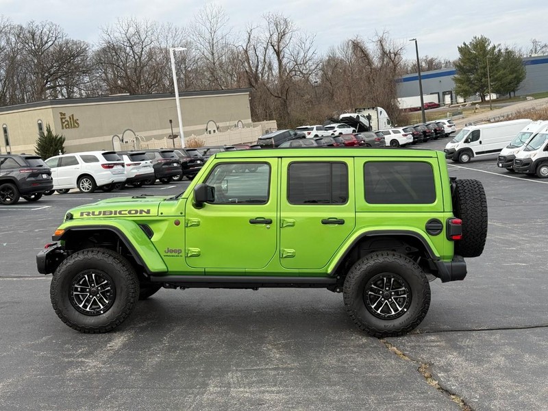 Jeep Wrangler Vehicle Image 03