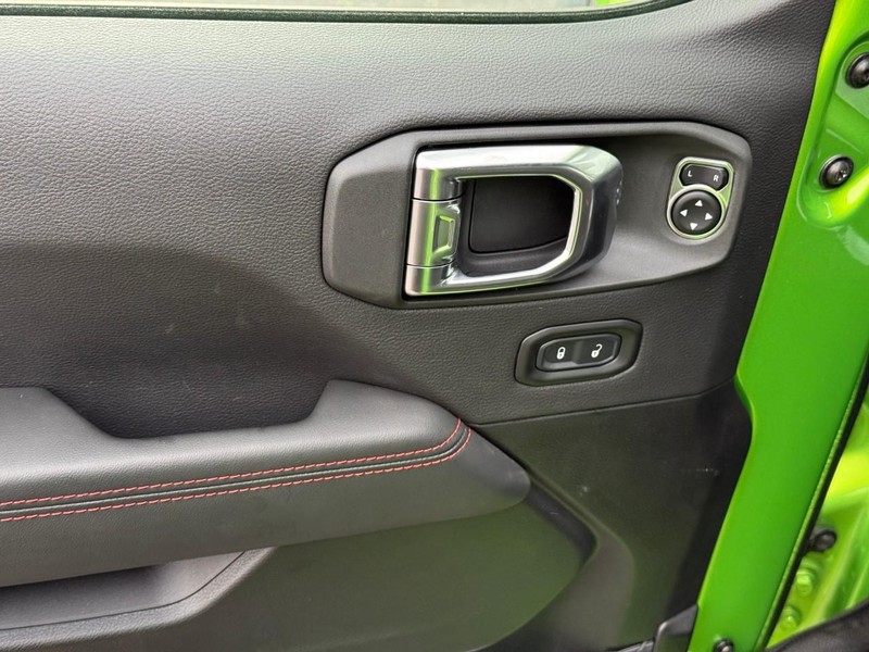 Jeep Wrangler Vehicle Image 08