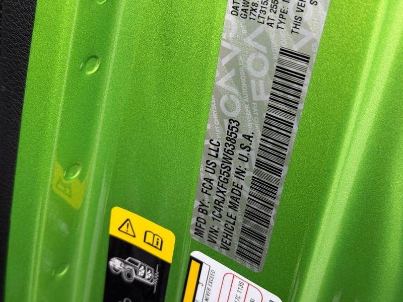 Jeep Wrangler Vehicle Image 15