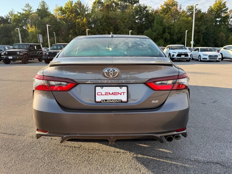 Toyota Camry Vehicle Image 08