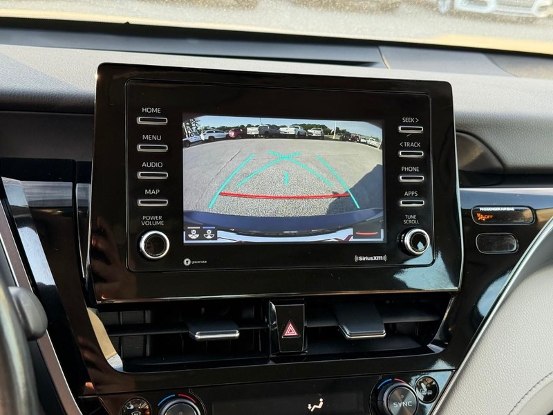Toyota Camry Vehicle Image 25