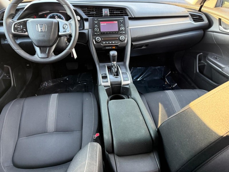 Honda Civic Sedan Vehicle Image 13