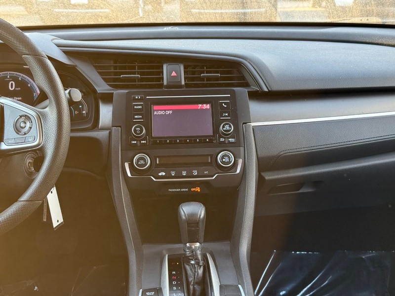 Honda Civic Sedan Vehicle Image 15