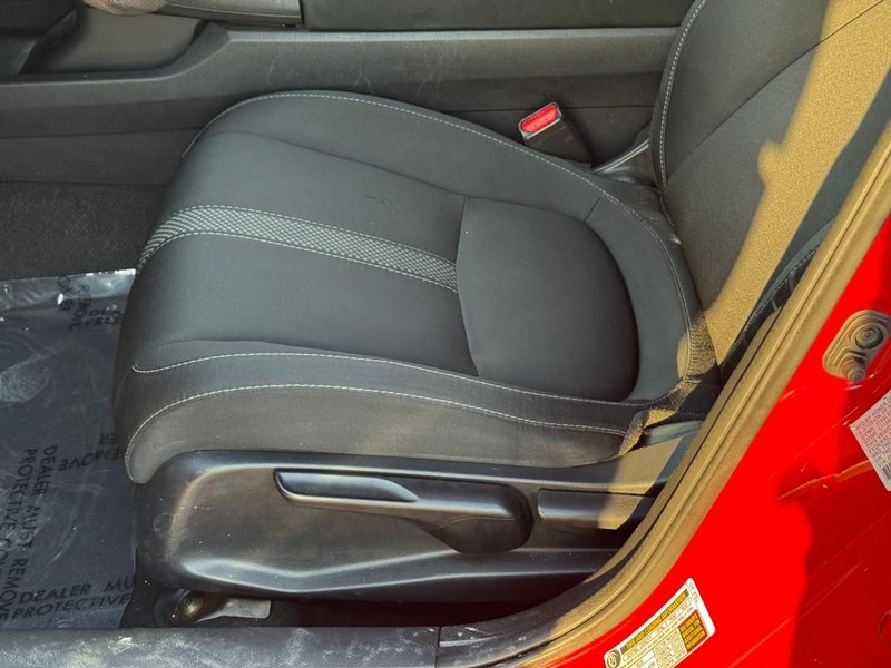 Honda Civic Sedan Vehicle Image 20