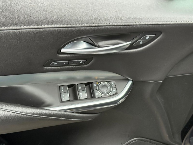 Cadillac XT4 Vehicle Full-screen Gallery Image 17