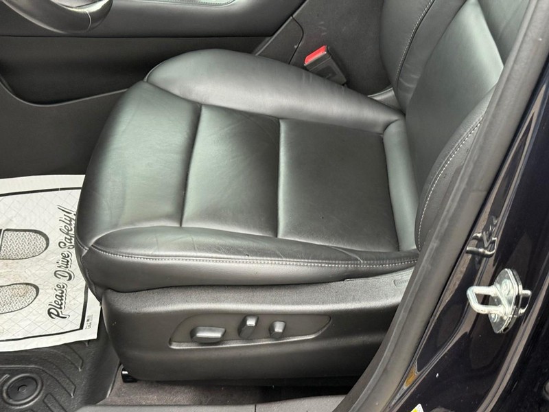 Cadillac XT4 Vehicle Full-screen Gallery Image 19