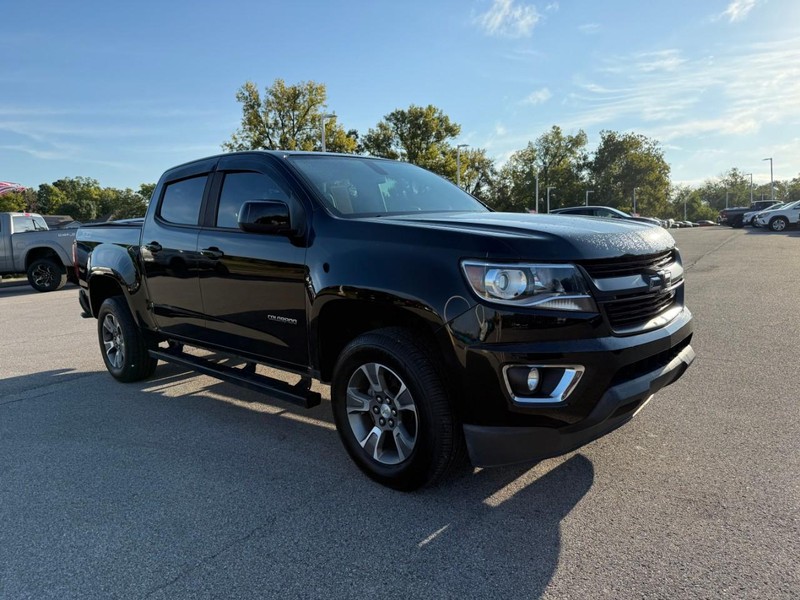 Chevrolet Colorado Vehicle Image 11