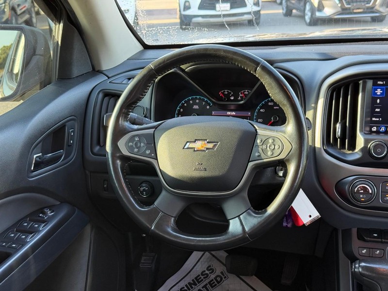 Chevrolet Colorado Vehicle Image 15