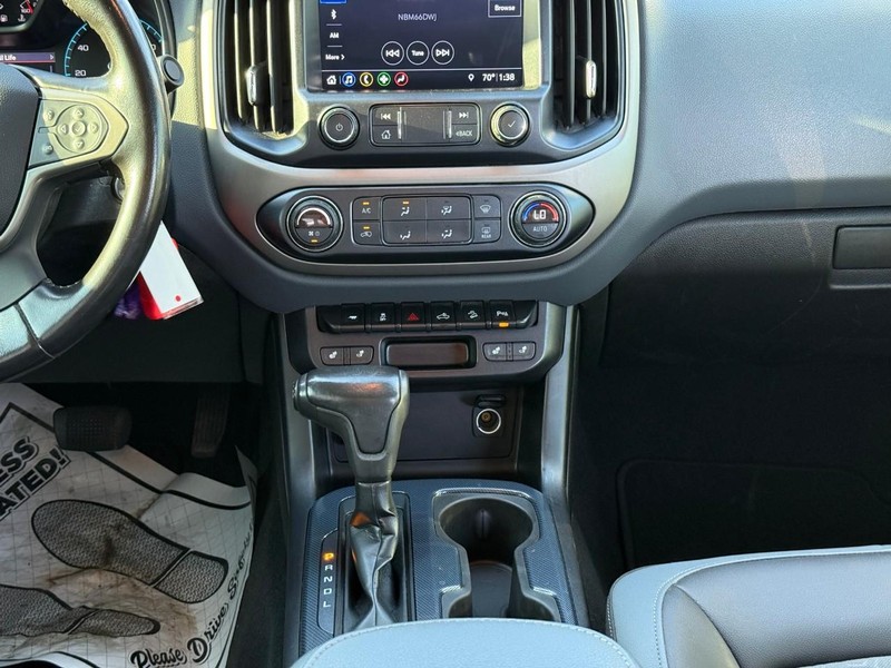 Chevrolet Colorado Vehicle Image 17