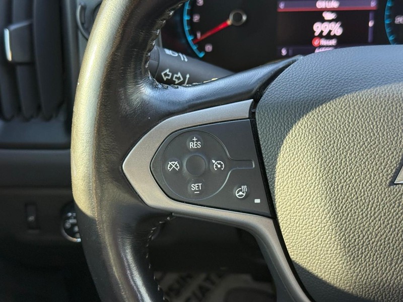 Chevrolet Colorado Vehicle Image 21