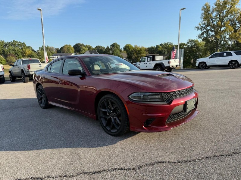 Dodge Charger Vehicle Image 12