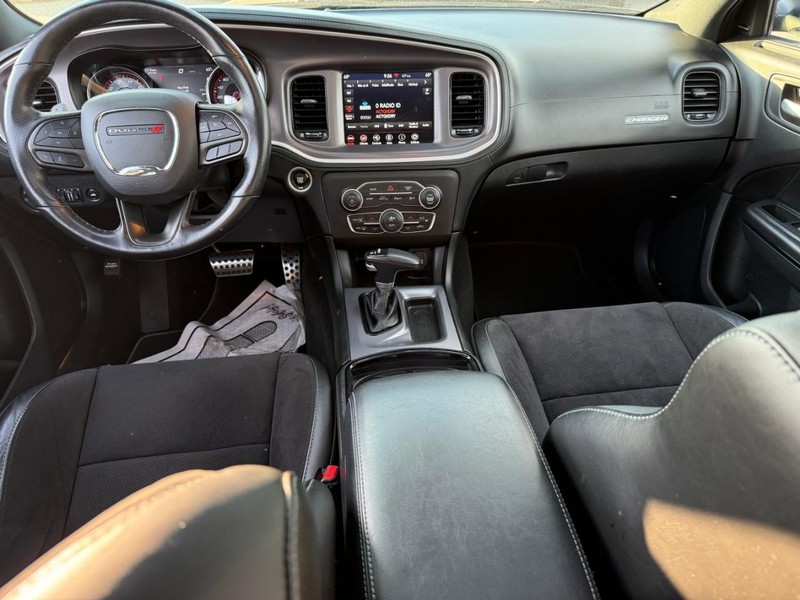Dodge Charger Vehicle Image 15