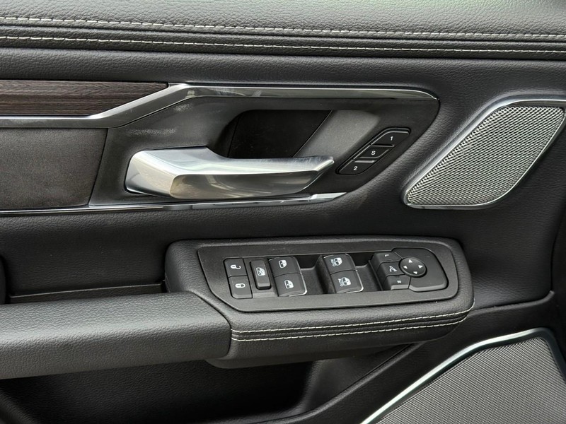 Ram 1500 Vehicle Image 14