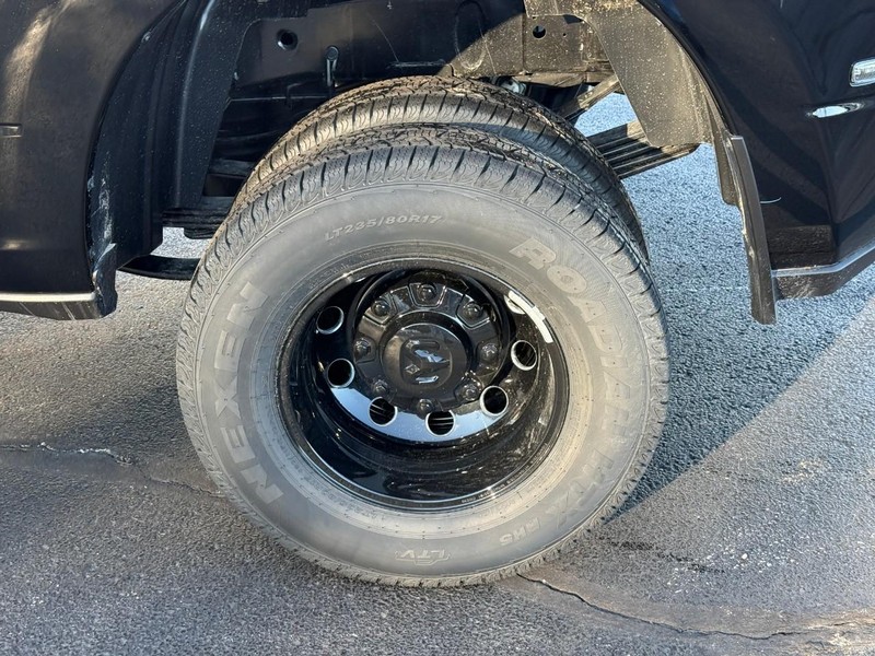 Ram 3500 Vehicle Image 05