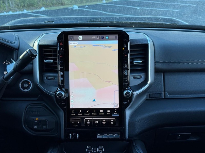 Ram 3500 Vehicle Image 12