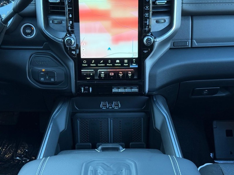 Ram 3500 Vehicle Image 13