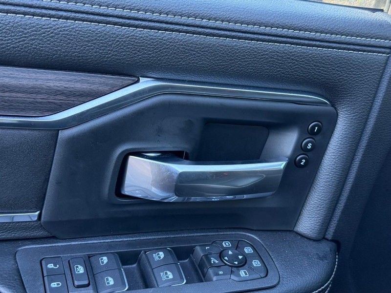 Ram 3500 Vehicle Image 15