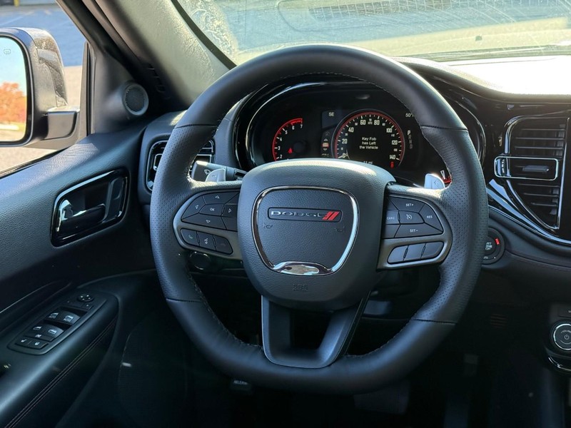 Dodge Durango Vehicle Full-screen Gallery Image 8