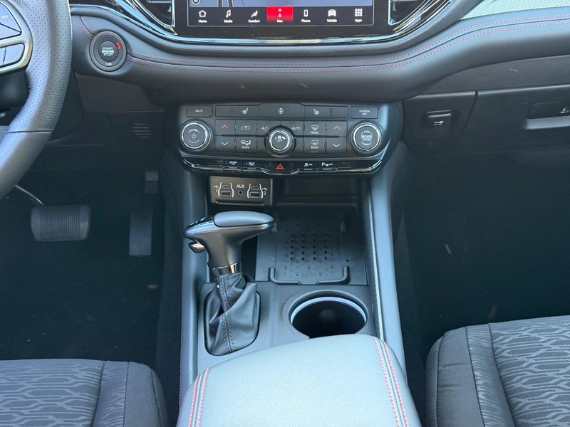 Dodge Durango Vehicle Full-screen Gallery Image 10