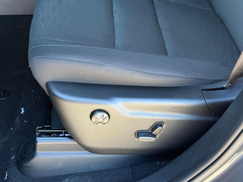 Dodge Durango Vehicle Full-screen Gallery Image 14