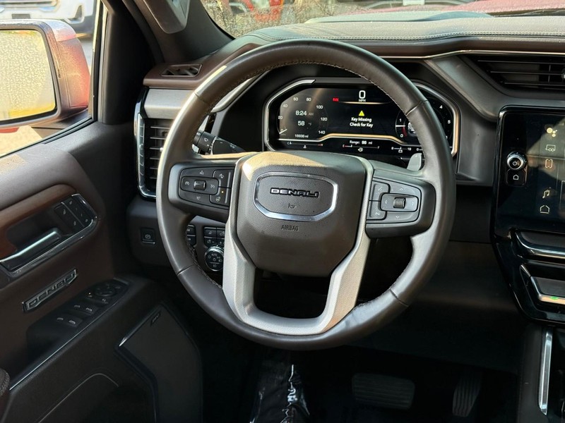 GMC Sierra 1500 Vehicle Image 16