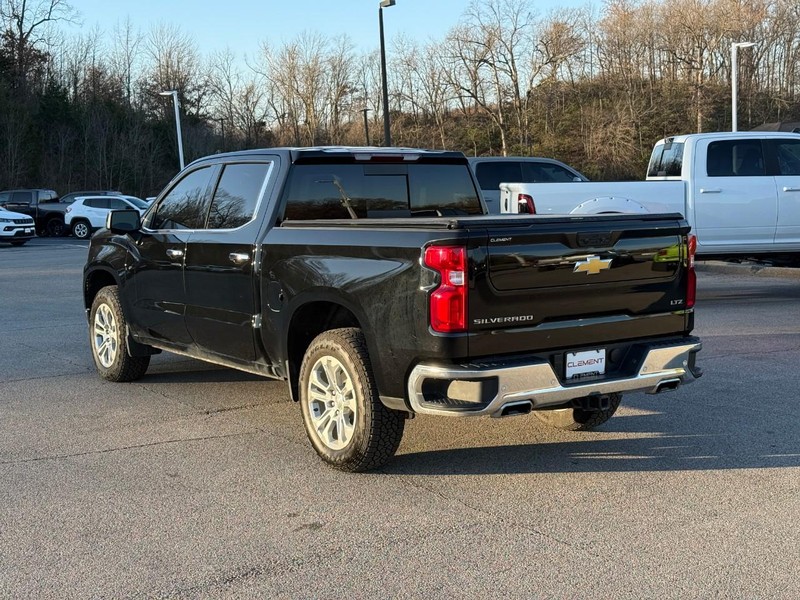 Chevrolet Silverado 1500 Vehicle Image 04