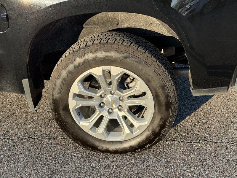 Chevrolet Silverado 1500 Vehicle Image 05