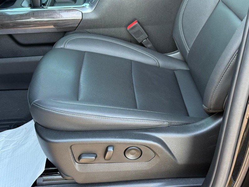 Chevrolet Silverado 1500 Vehicle Image 20