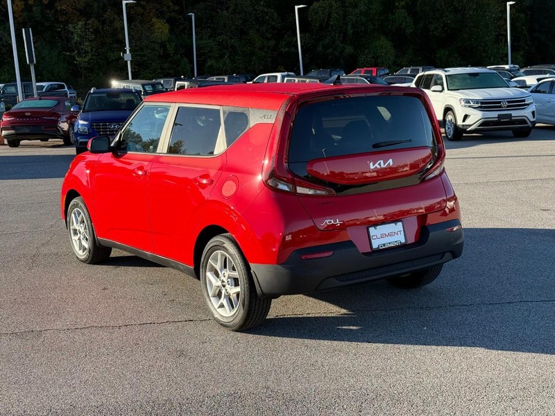 Kia Soul Vehicle Image 04