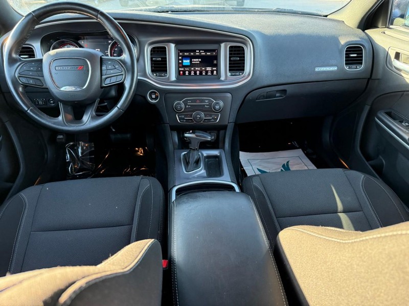 Dodge Charger Vehicle Image 14