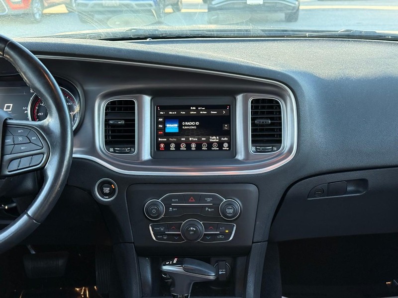 Dodge Charger Vehicle Image 16