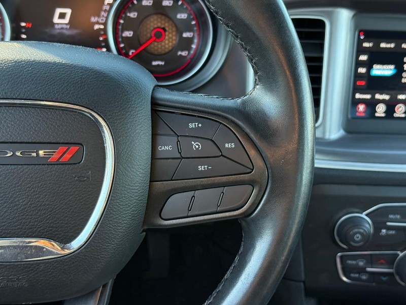 Dodge Charger Vehicle Image 23