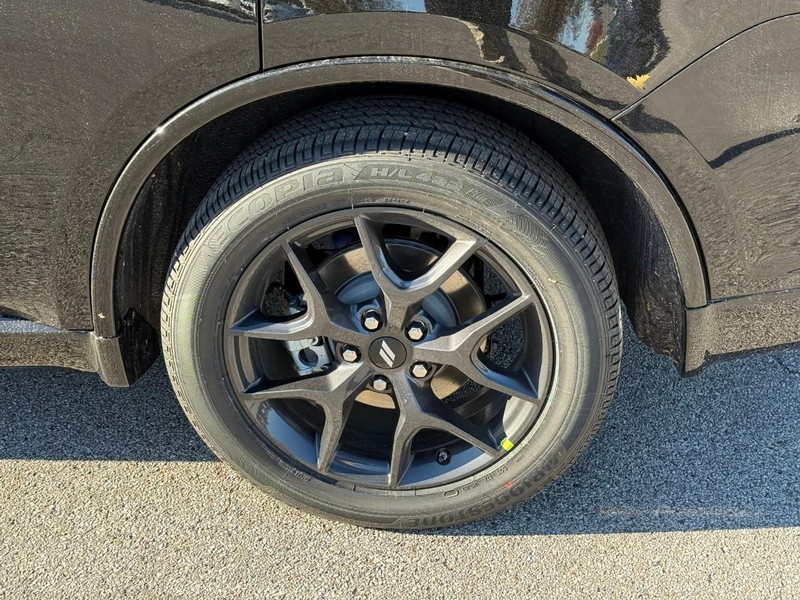 Dodge Durango Vehicle Full-screen Gallery Image 4