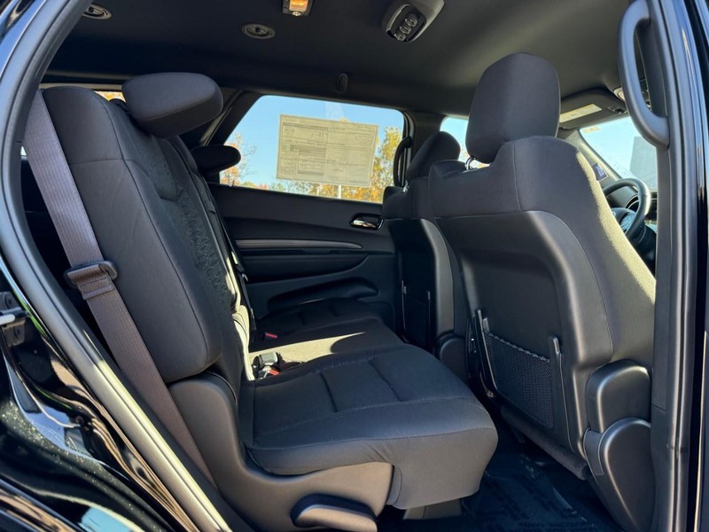 Dodge Durango Vehicle Full-screen Gallery Image 5
