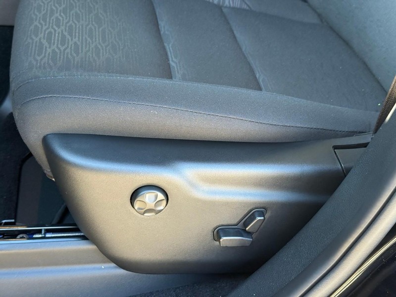 Dodge Durango Vehicle Full-screen Gallery Image 12